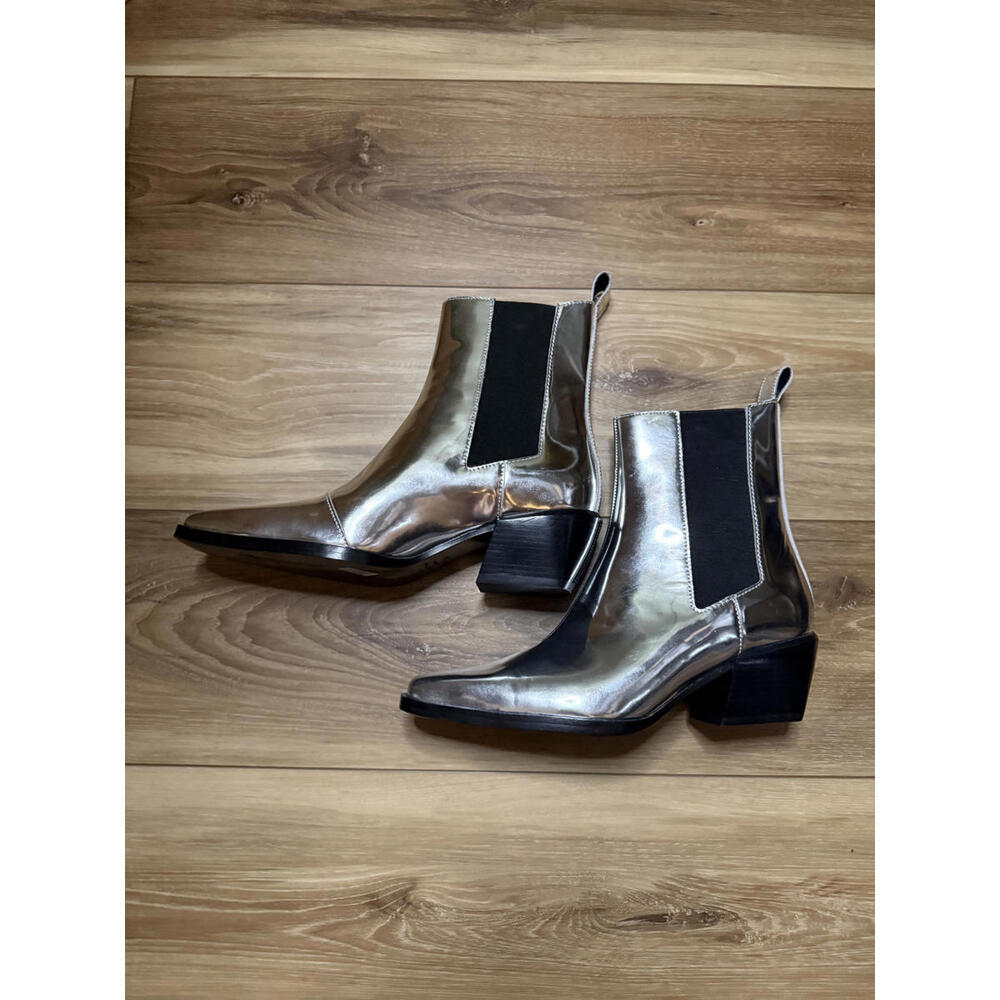NEW! rag & bone Joni Chelsea Bootie in Silver Size 8.5